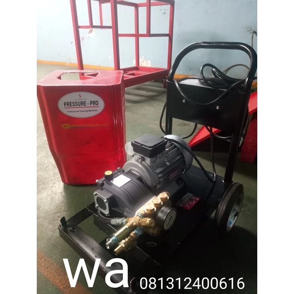 High Pressure Pumps 250BAR/3625psi 15lt/M and Accesories